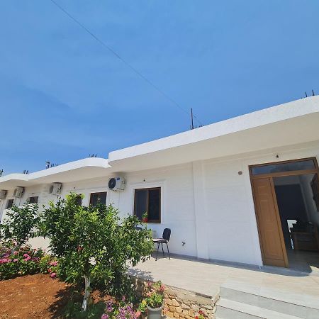 Glow Two Bedroom Apartment Ksamil Exterior photo
